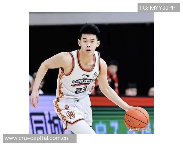 媒体人点评曾凡博林葳NBA之路仍需努力追梦人值得尊重