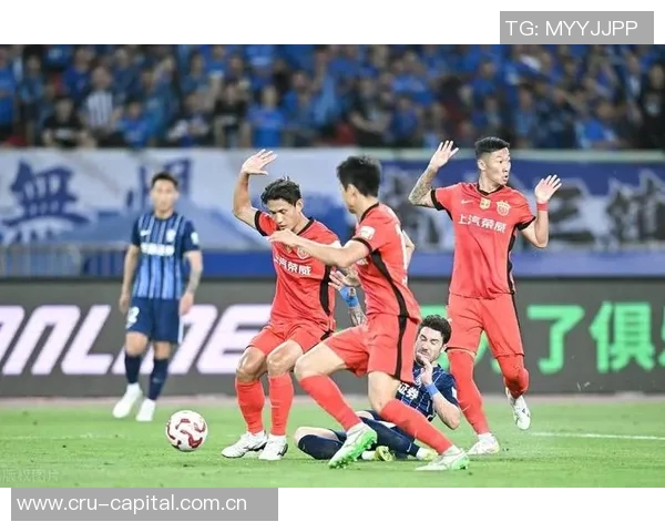 张琳芃门前惊险头球解围助海港化险为夷精彩瞬间回顾