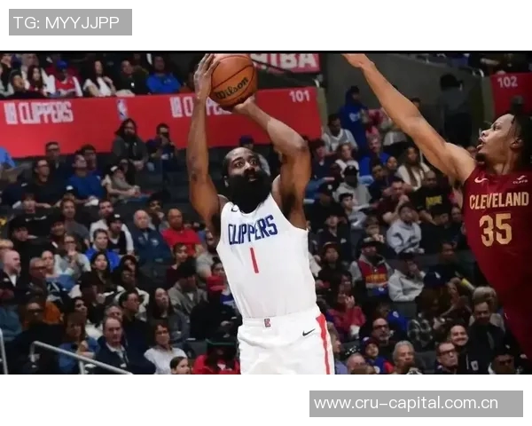 卢教练谈球队阵容深度期待通过比赛磨合轮换与化学反应 卢教练谈球队阵容深度期待通过比赛磨合轮换与化学反应