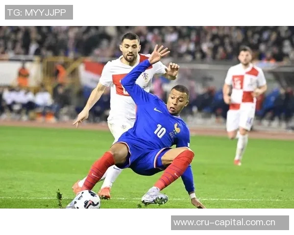 法国队助教现场考察皇马巴萨比赛以评估姆巴佩状态