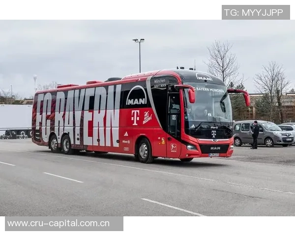 拜仁大巴遇交通堵塞对阵门兴比赛或将延迟十五分钟开球 拜仁大巴遇交通堵塞对阵门兴比赛或将延迟十五分钟开球