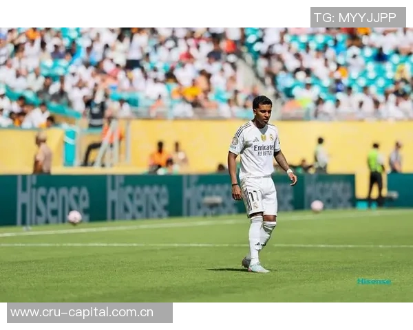 阿森西奥顶替赫伊森出任中卫巴尔韦德继续担任右后卫角色 阿森西奥顶替赫伊森出任中卫巴尔韦德继续担任右后卫角色