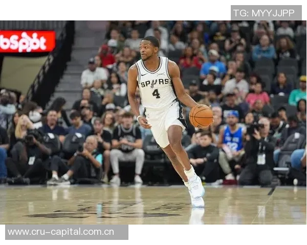 福克斯首节高光表现后下半场低迷仅得6分全场贡献25分助球队拼搏 福克斯首节高光表现后下半场低迷仅得6分全场贡献25分助球队拼搏